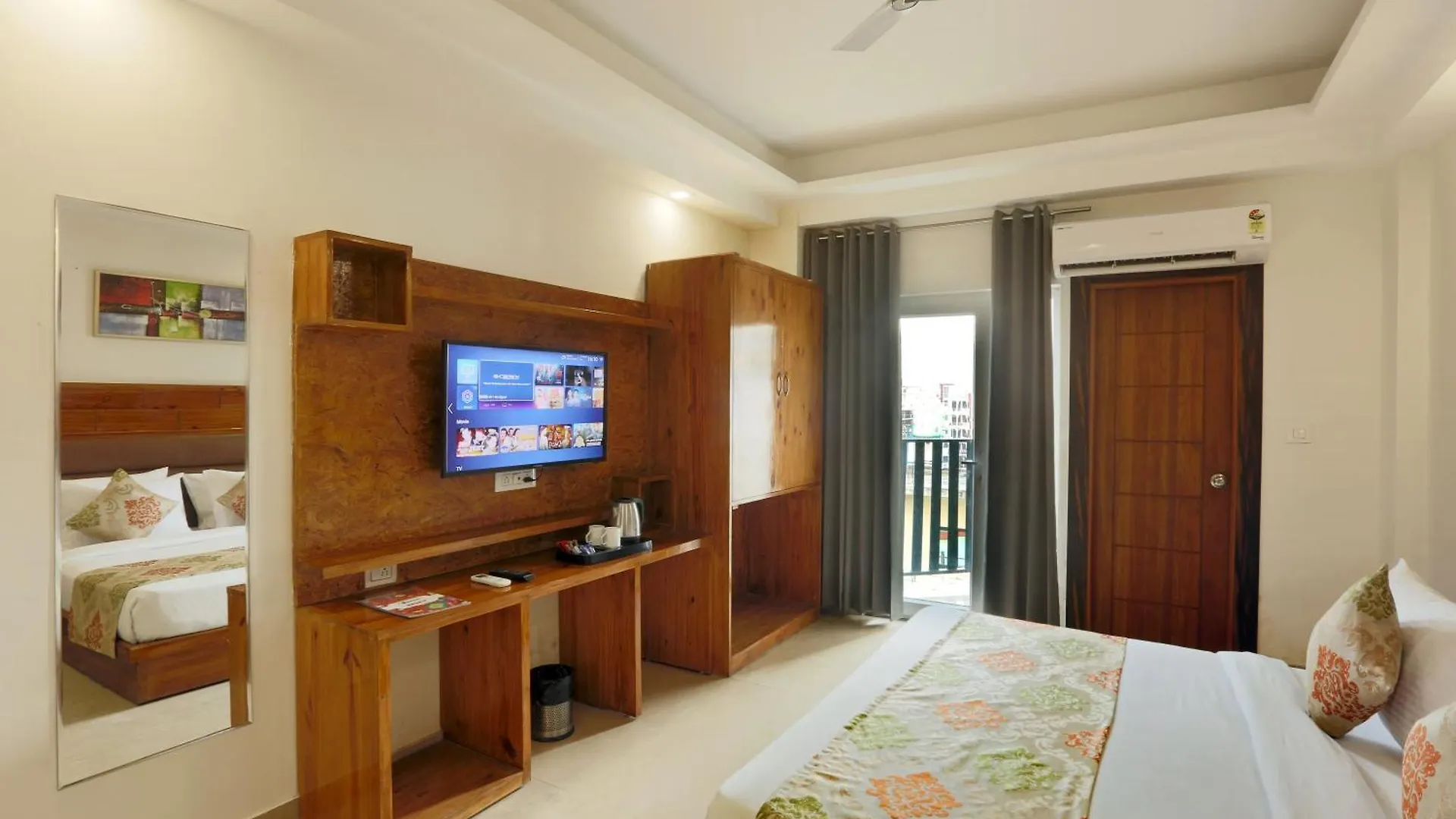 Hotel Deluxe Stay Inn - Near Delhi Airport New Delhi 3*,  India