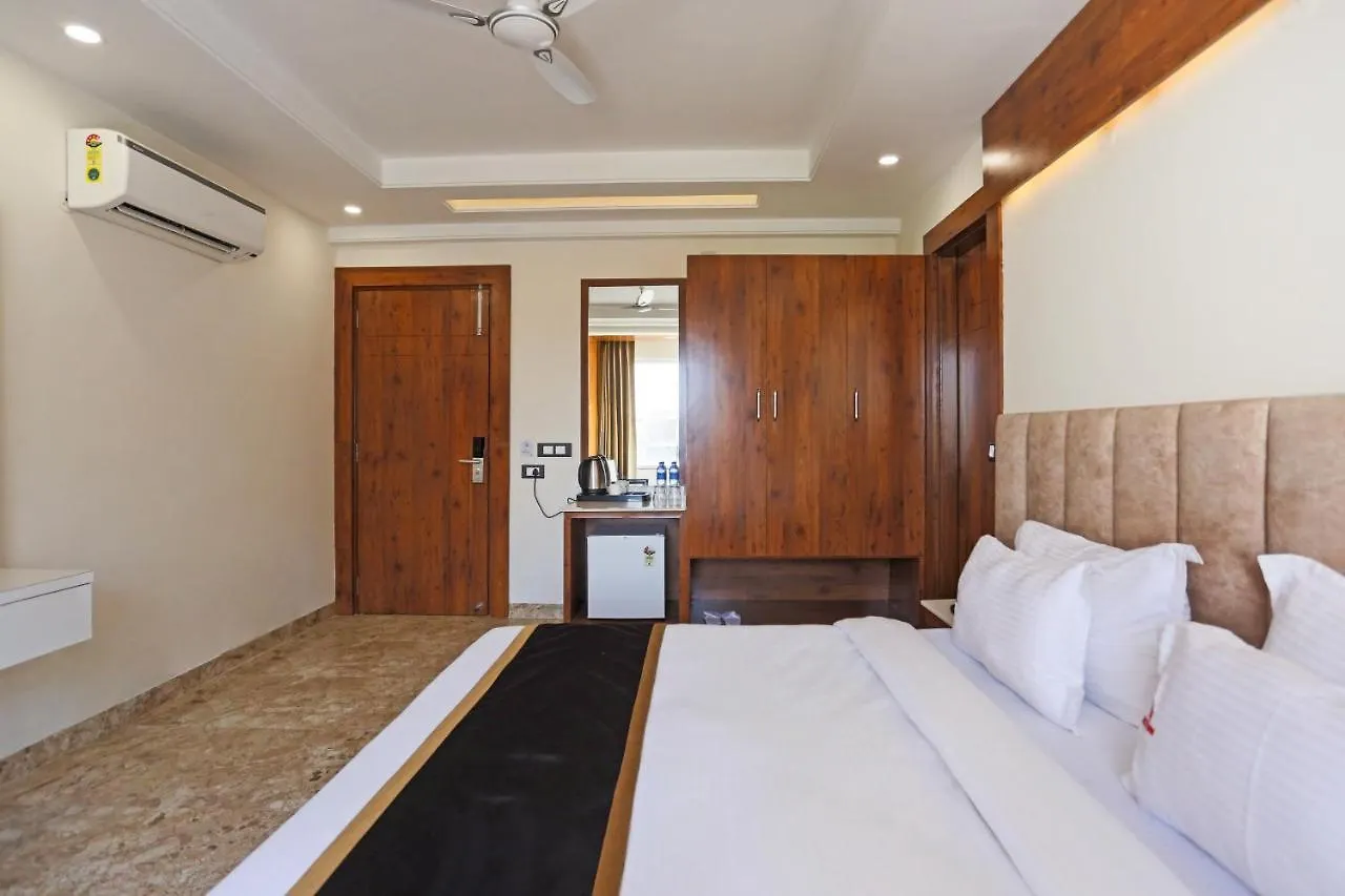 Hotel Deluxe Stay Inn - Near Delhi Airport New Delhi