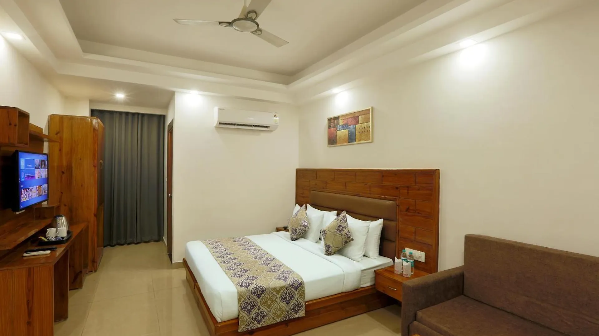 Hotel Deluxe Stay Inn - Near Delhi Airport Nové Dillí
