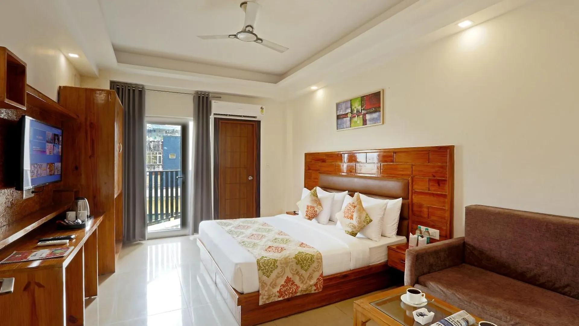 Hotel Deluxe Stay Inn - Near Delhi Airport New Delhi 3*,