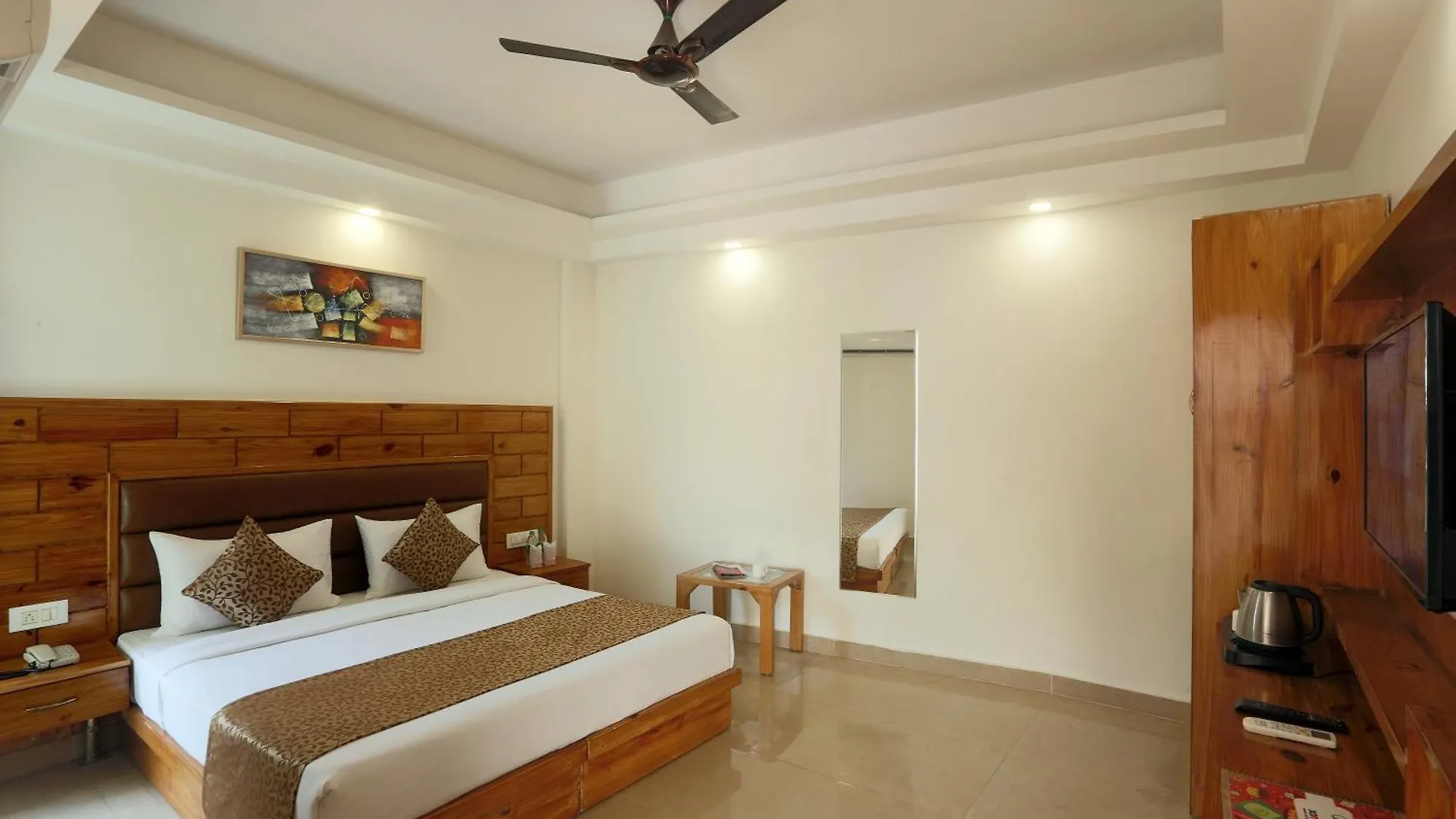 Hotel Deluxe Stay Inn - Near Delhi Airport New Delhi India